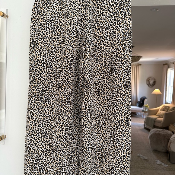 J Crew 100% silk capri pants with bow belt - Picture 8 of 8